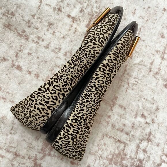 SALVATORE FERRAGAMO Gancini Leopard Print Gold Medallion Ballet Flats Sz. 7 2A - Picture 6 of 8